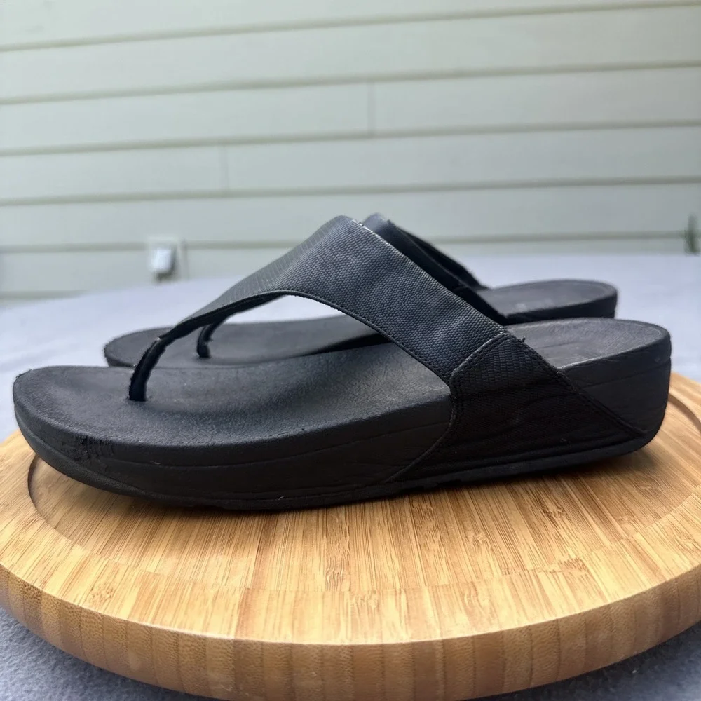 FitFlop Lulu Flip Flops Comfort Sandal Shoes Womens 10 Black Leather Wedge